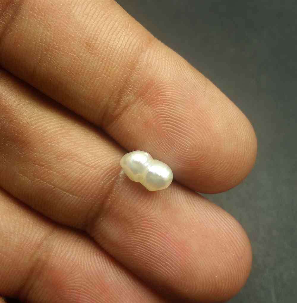 1.60 Carats Basra Pearl 8.22 x 5.25 x 4.47 mm