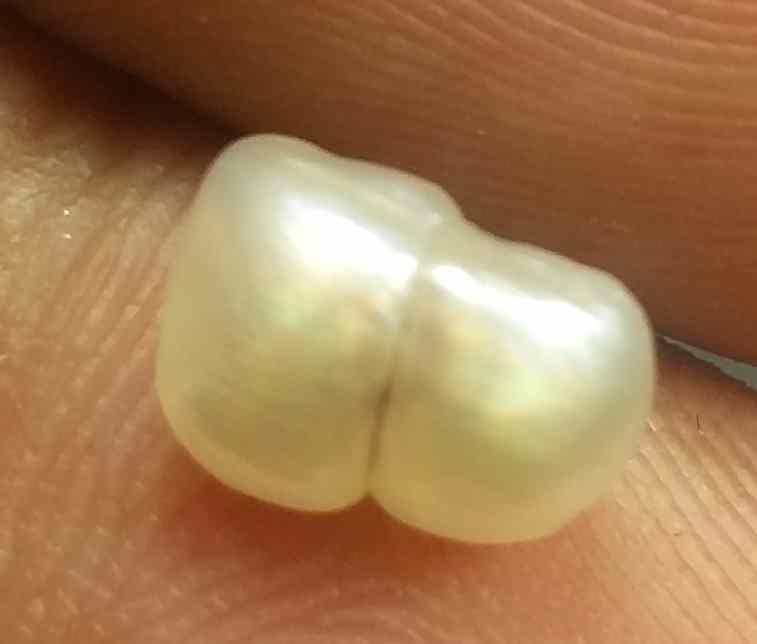 1.32 Carats Basra Pearl 7.44 x 5.15 x 4.02 mm