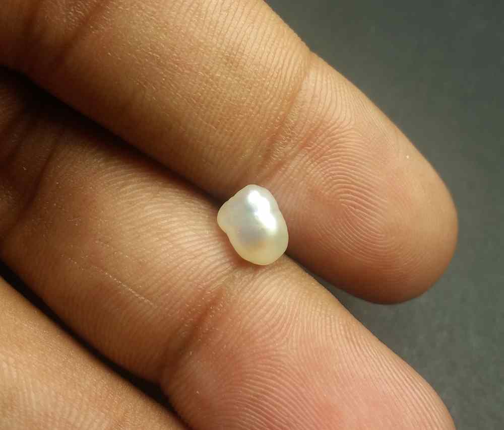1.19 Carats Basra Pearl 7.04 x 5.48 x 4.42 mm