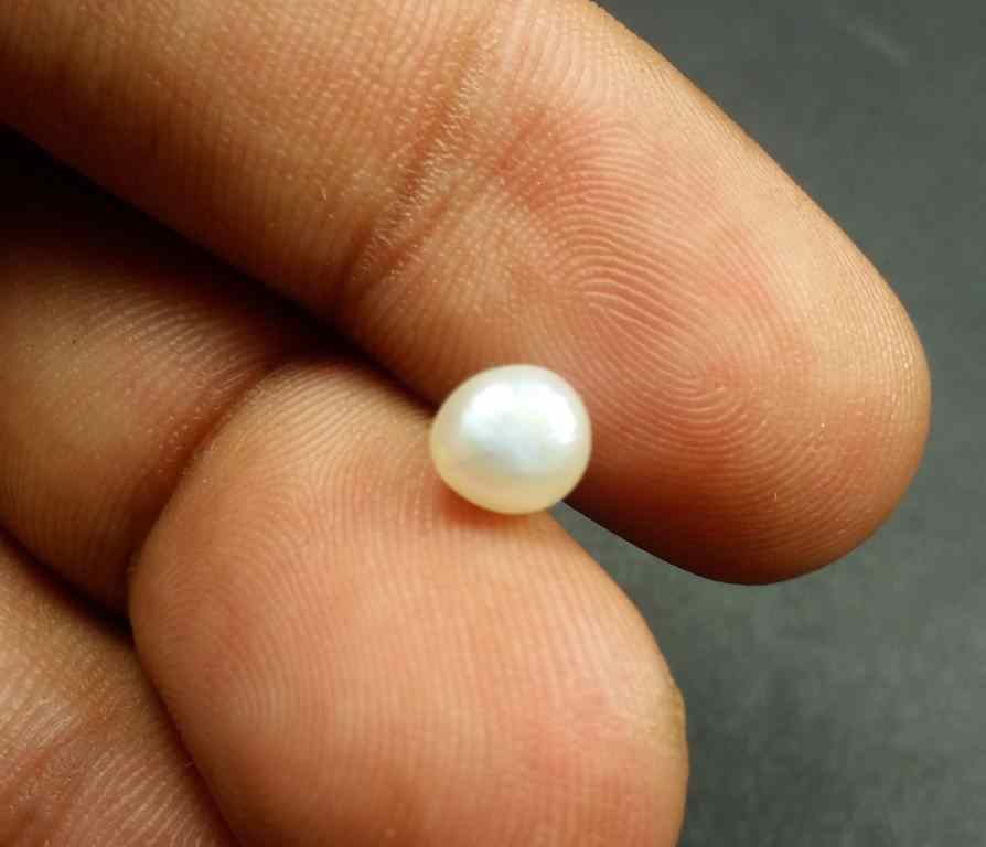 1.20 Carats Basra Pearl 6.11 x 5.47 x 4.60 mm