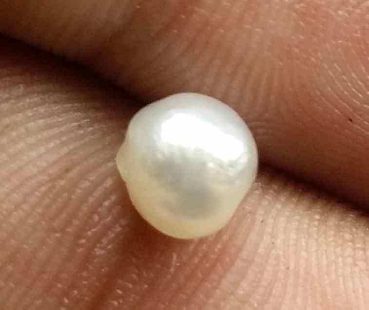 1.17 Carats Basra Pearl 7.01 x 5.27 x 3.96 mm