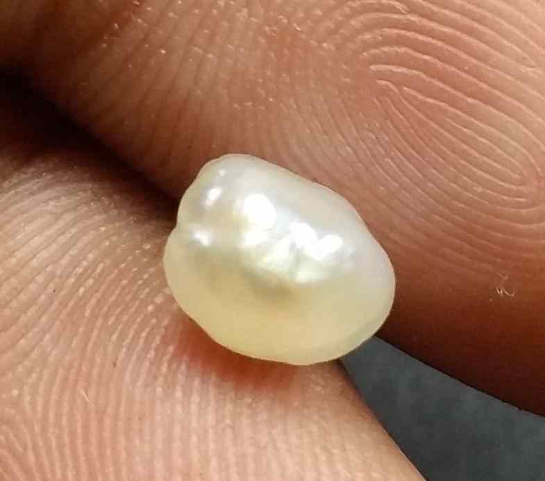1.08 Carats Basra Pearl 6.81 x 4.54 x 4.40 mm