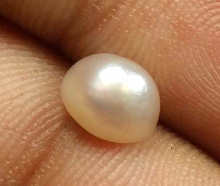 1.06 Carats Basra Pearl 6.59 x 4.80 x 3.82 mm