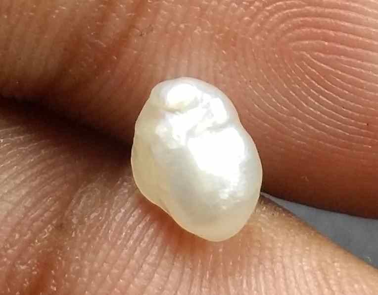 1.04 Carats Basra Pearl 5.54 x 4.70 x 4.49 mm