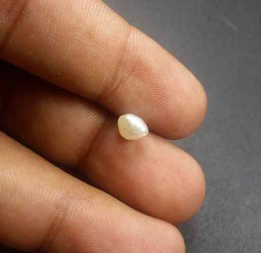 1.03 Carats Basra Pearl 6.27 x 4.96 x 4.39 mm
