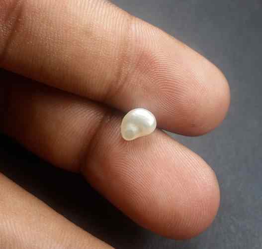1.00 Carats Basra Pearl 6.73 x 5.08 x 3.63 mm