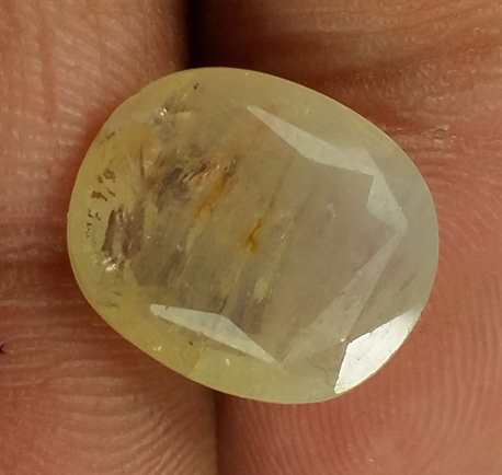 7.14 Carats Yellow Sapphire 12.82 x 7.77 x 4.20 mm