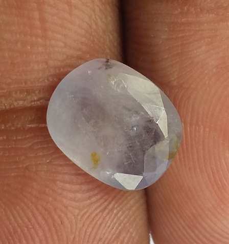 2.7 Carats Blue Sapphire 9.55 x 7.85 x 3.62 mm