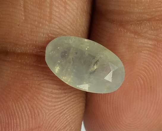 3.55 Carats Light Blue Sapphire 11.65 x 7.07 x 4.87 mm