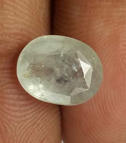 2.66 Carats Light Blue Sapphire 9.32 x 7.40 x 4.25 mm