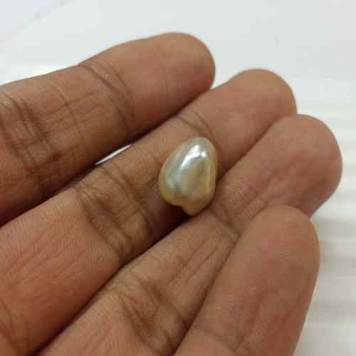 5.51 Carats Natural Venezuela Pearl 12.32 x 9.07 x 8.33 mm