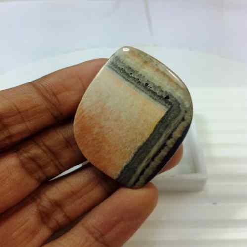 84.78 Carats Natural Celestobarite 46.23 x 31.99 x 5.01 mm