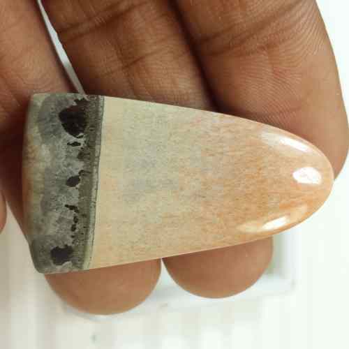 44.5 Carats Natural Celestobarite 38.35 x 29.94 x 4.70 mm