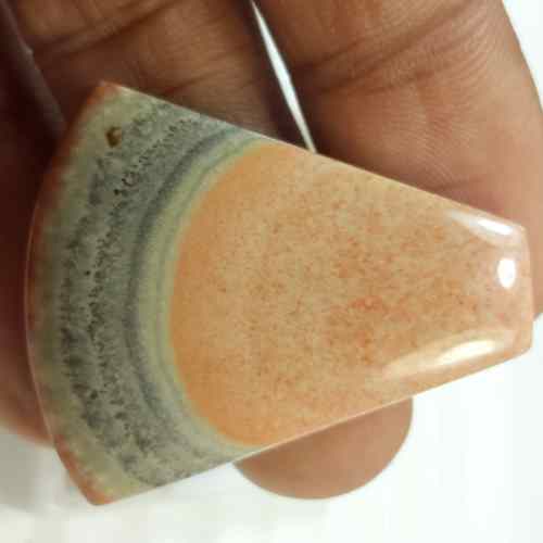 67.78 Carats Natural Celestobarite 35.27 x 30.04 x 5.95 mm