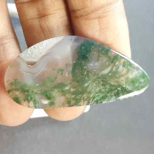 25.07 Carats Moss Agate 41.84 x 21.72 x 3.22 mm