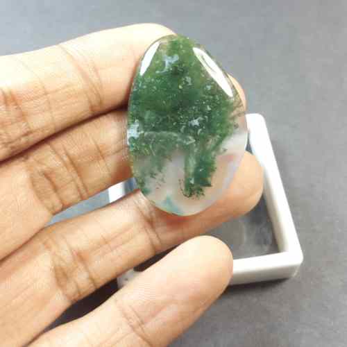 32.32 Carats Moss Agate 37.04 x 24.22 x 4.32 mm