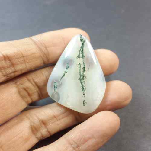 38.75 Carats Moss Agate 40.58 x 24.61 x 5.54 mm