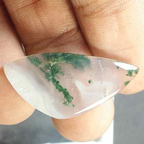 12.81 Carats Moss Agate 29.92 x 14.08 x 4.04 mm