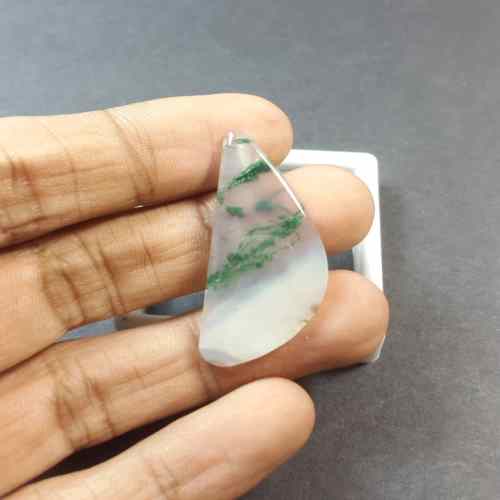 17.6 Carats Moss Agate 36.44 x 16.26 x 3.93 mm