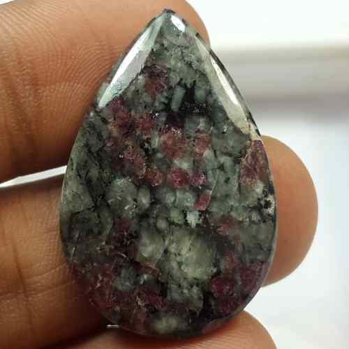 27.3 Carats Natural Eudialyte 29.62 x 22.56 x 4.24 mm