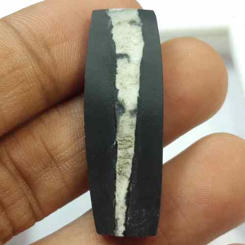 20.34 Carats Natural Chrysanthemum 35.77 x 12.52 x 4.66 mm