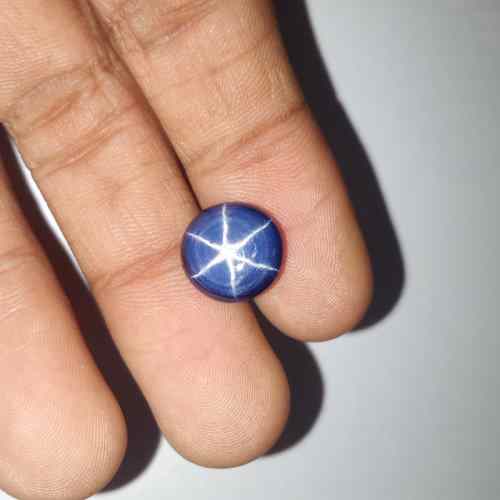 3.71 Carats Star Sapphire 10.01 x 9.97 x 3.51 mm