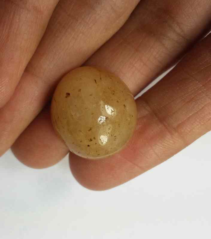 31.94 Carats Padparadscha Cabs Sapphire 19.31 x 17.52 x 10.89 mm
