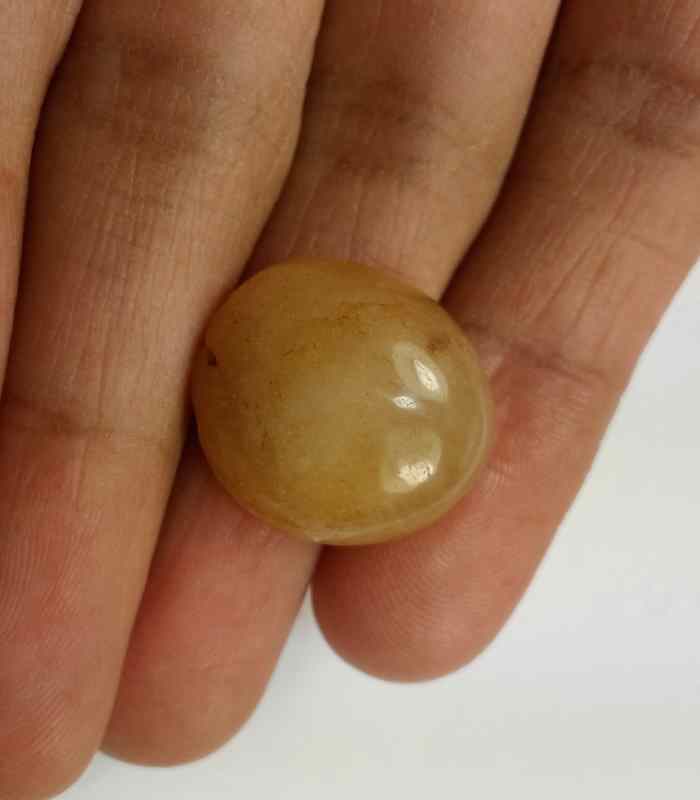 20.17 Carats Padparadscha Sapphire 18.80 x 16.98 x 8.61 mm
