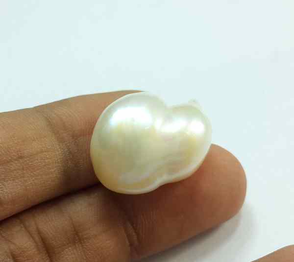 35.47 Carat Venezuela Pearl 22.91 X 16.40 X 13.22 mm