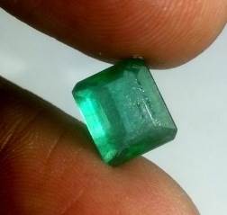 2.45 Carats Colombian Emerald 8.88 x 7.56 x 4.25 mm