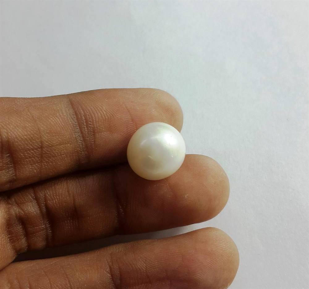 11.24 Carats South Sea Pearl 11.36 x 11.22 mm