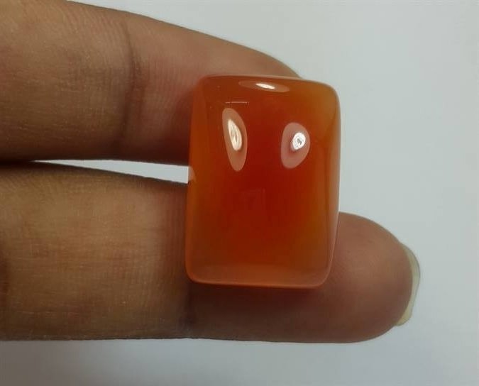 19.7 Carats Orange Chalcedony 19.22 x 13.71 x 7.91 mm