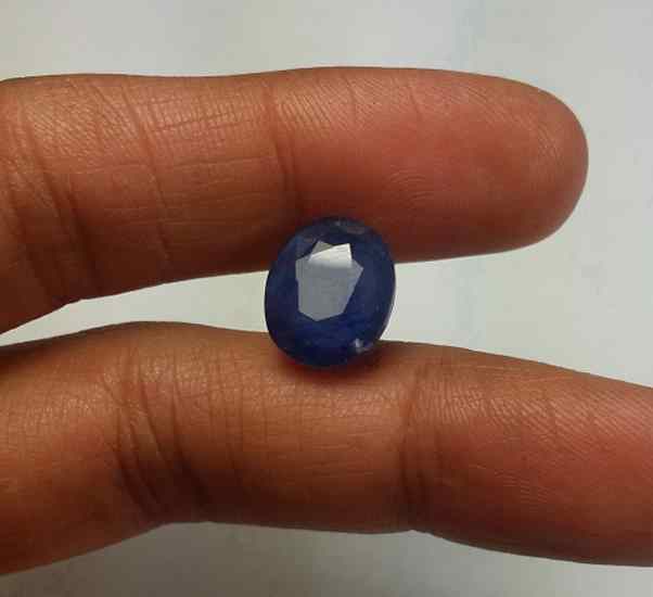 7.61 Carats Blue African Sapphire 11.26 x 9.44 x 5.99 mm
