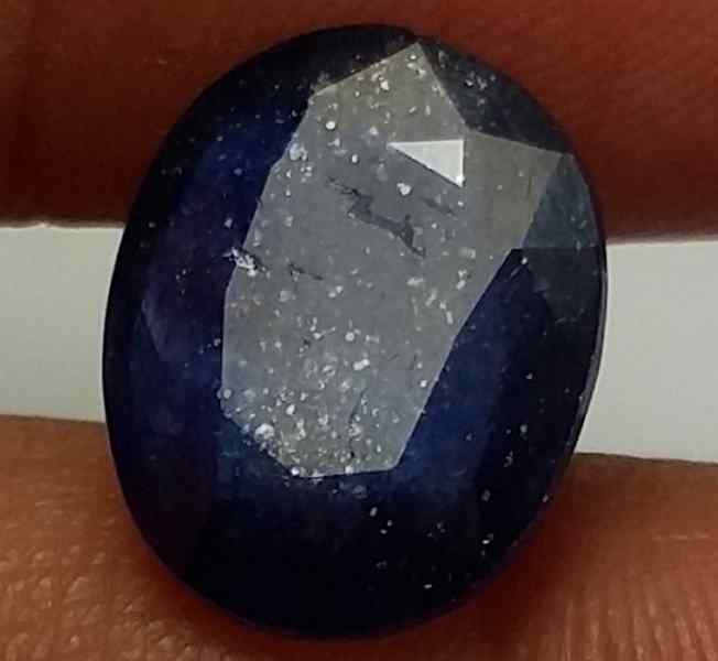 5.93 Carats Blue African Sapphire 11.98 x 9.70 x 4.81 mm