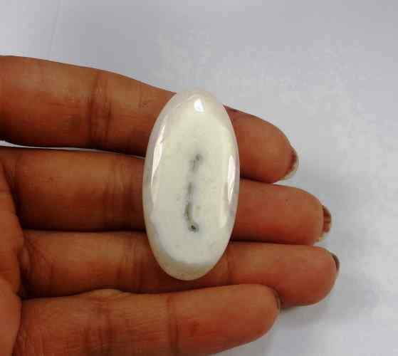 36.22 Carats Solar Eye 38.63 X 19.11 X 5.59 mm