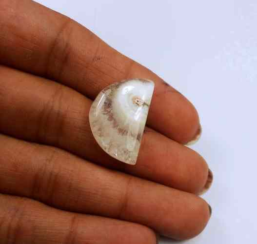 13.73 Carats Solar Eye 21.84 X 14.10 X 5.40 mm