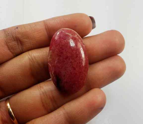 33.72 Carats Rhodonite  32.15 X 19.31 X 5.03 mm