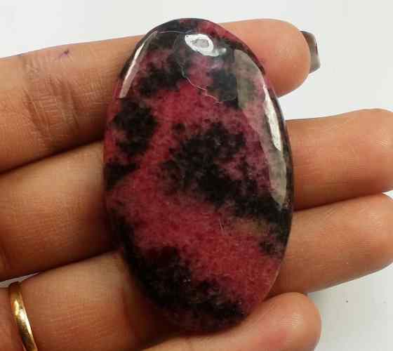 85.37 Carats Rhodonite  47.95 X 28.90 X 5.11 mm