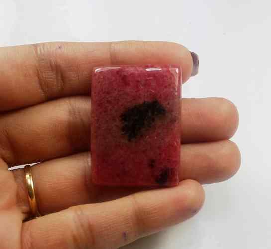 70.42 Carats Rhodonite  34.14 X 25.51 X 5.35 mm
