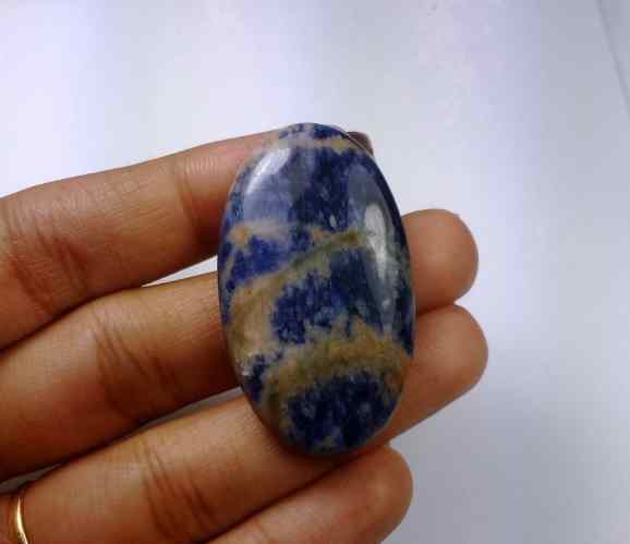 37.87 Carats Sodalite 39.93 X 23.83 X 5.36 mm