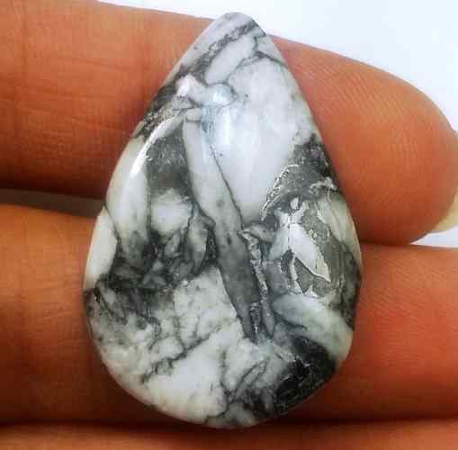 17.25 Carats Pinolith 30.26 X 19.65 X 3.64 mm