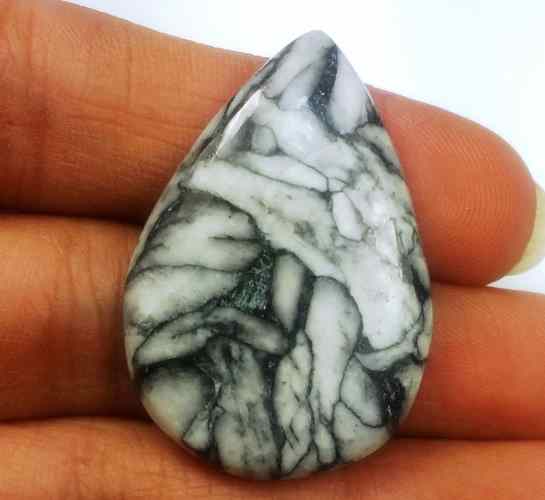 35.87 Carats Pinolith 34.41 X 23.77 X 5.27 mm