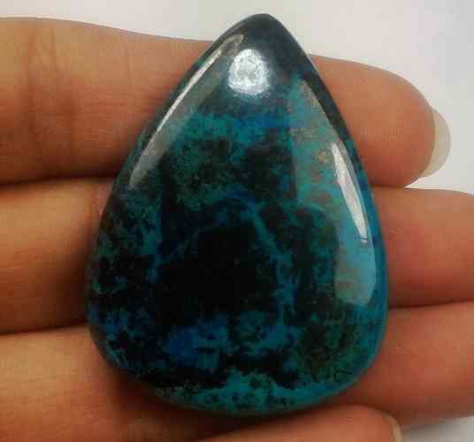 88.37 Carats Azurite 21.70 X 31.22 X 7.12 mm