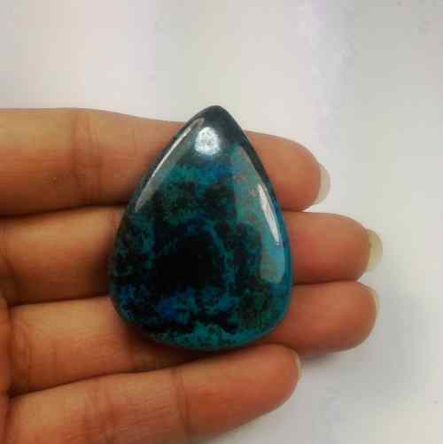 88.37 Carats Azurite 21.70 X 31.22 X 7.12 mm