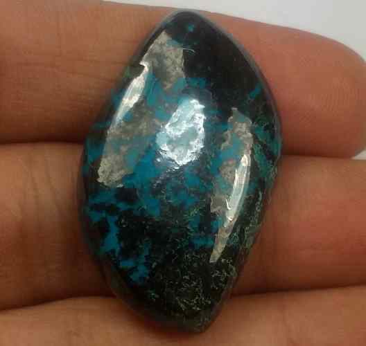 36.52 Carats Azurite 29.80 X 18.96 X 5.52 mm