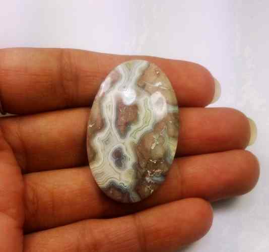 32.02 Carats Laguna Lace 43.57 X 24.41 X 4.45 mm