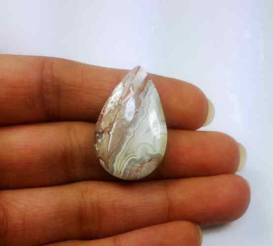 20.62 Carats Laguna Lace 31.68 X 22.94 X 5.42 mm