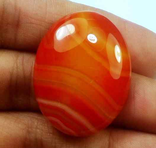 39.47 Carats Banded Agate 29.71 X 23.18 X 7.39 mm