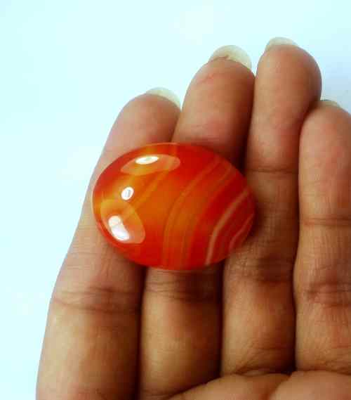 39.47 Carats Banded Agate 29.71 X 23.18 X 7.39 mm