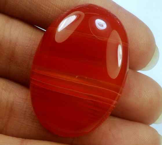 46.61 Carats Banded Agate 33.25 X 23.29 X 6.99 mm